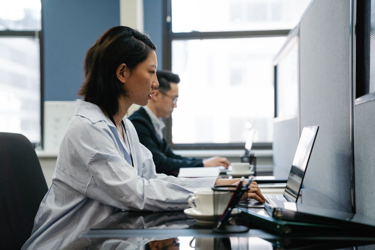 10 Key Features Every Franchisee Support Portal Should Have