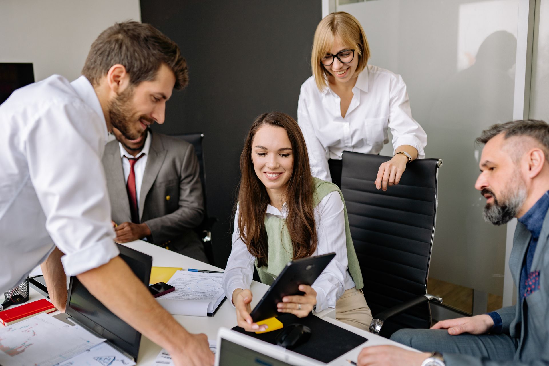 Franchise Expansion Manager VS a Franchise CRM: Which is Better? featured image