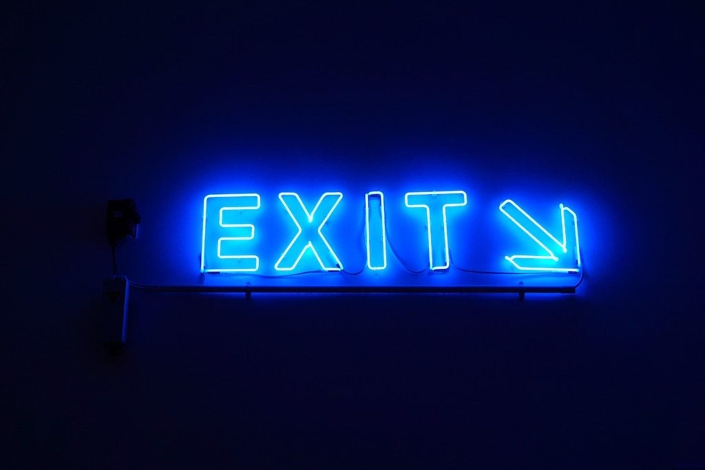neon-exit-sign-indicating-poor-employee-retention